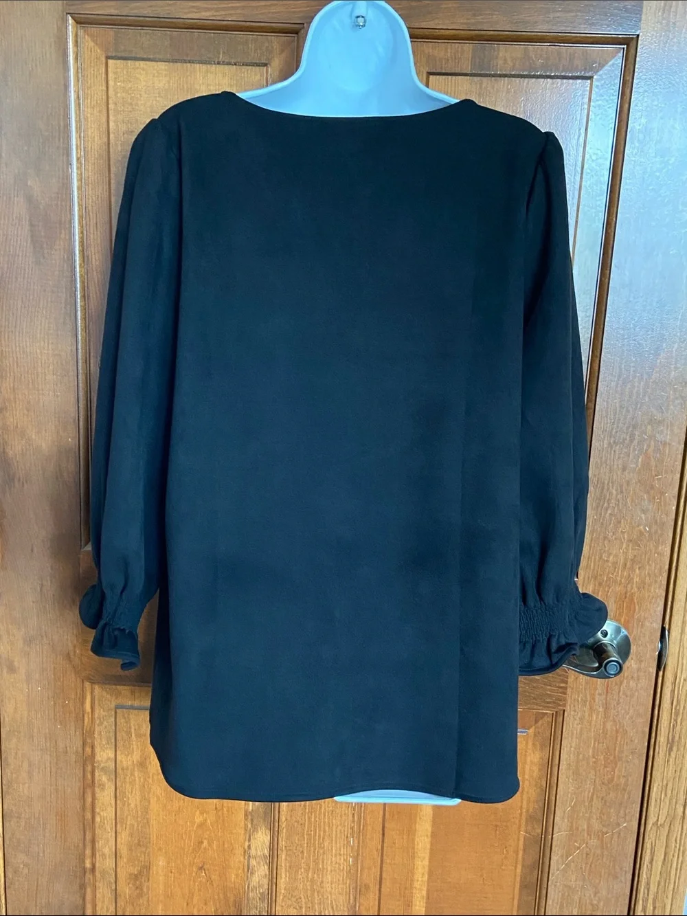 Tuckernuck Pomander Place Blouse Blouse Ruffle Cuff Vegan Black Size Large